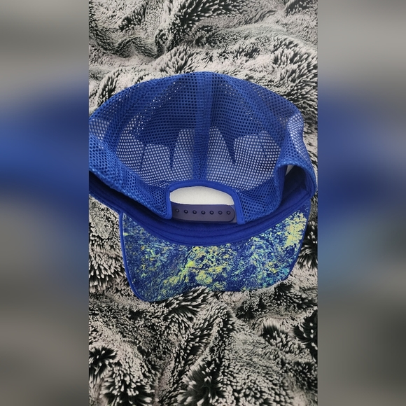 Lululemon cap - Picture 2 of 3